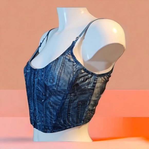 NWoT Size M Urban Outfitters stretch corset "Margot" bustier, 2023 collection - Picture 15 of 16